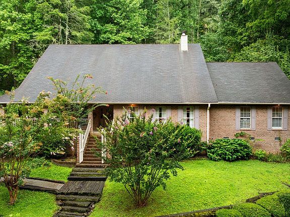 3rd image of 3012 Roaring Creek Way