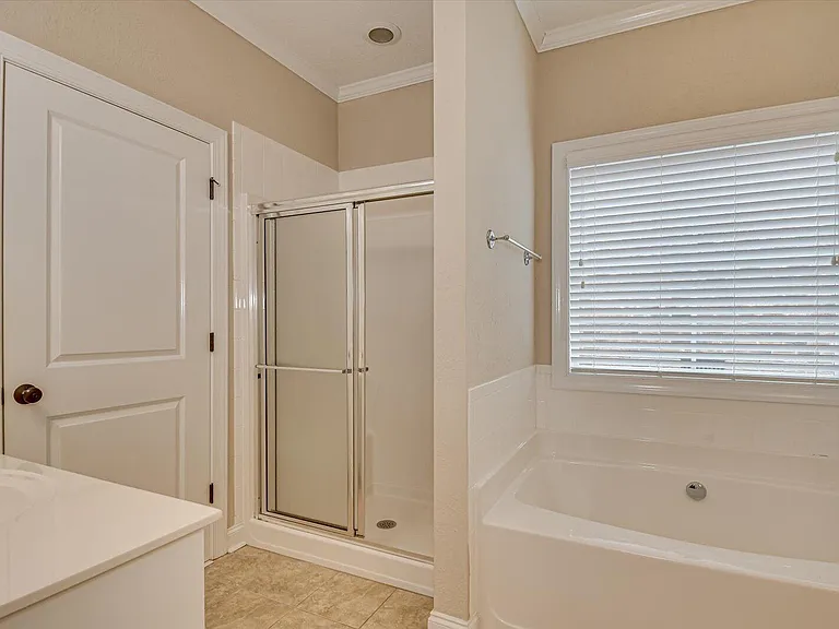 2520 Grier Cir — Photo 25