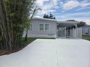 6950 SE Congress St, Hobe Sound, FL 33455