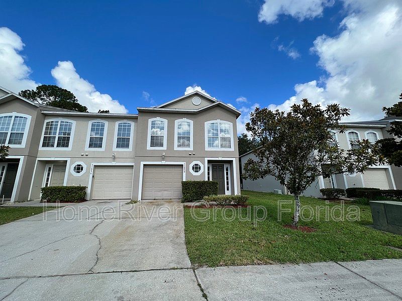 1st image of 11858 Lake Bend Cir