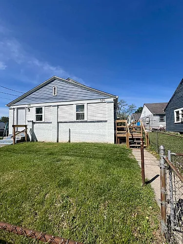 320 N Sherman Dr #A Photo 1