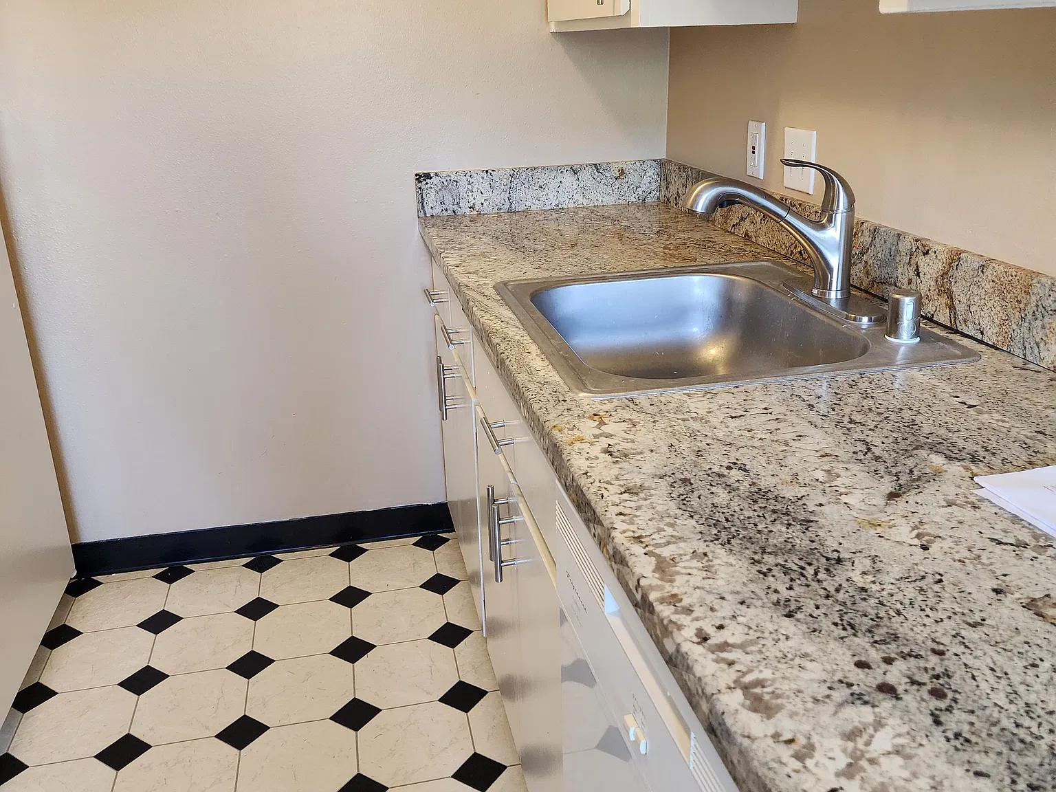 2809 Matheson Way — Photo 4
