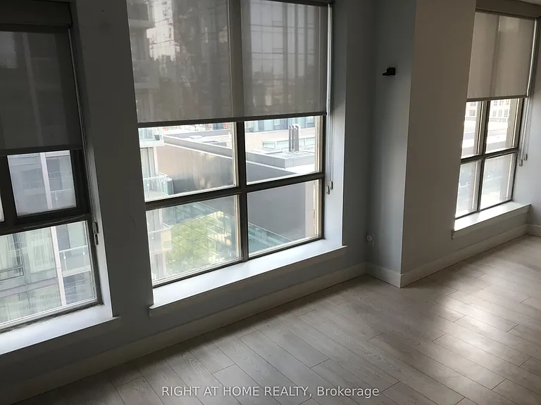 40 Scollard St #1601 — Photo 10