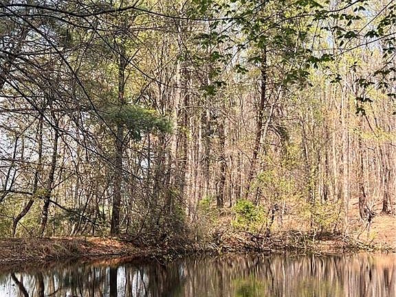 2nd image of Caves Mill Rd