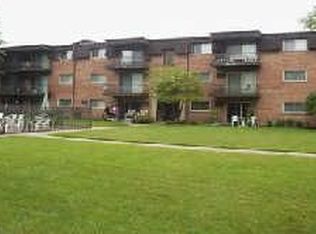 2340 186th St APT 27, Lansing, IL