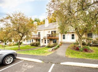 8 Rose Ln #2412, New Fairfield, CT 06812