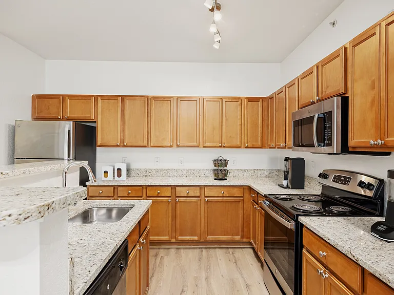 Greystone at Widewaters — Photo 58