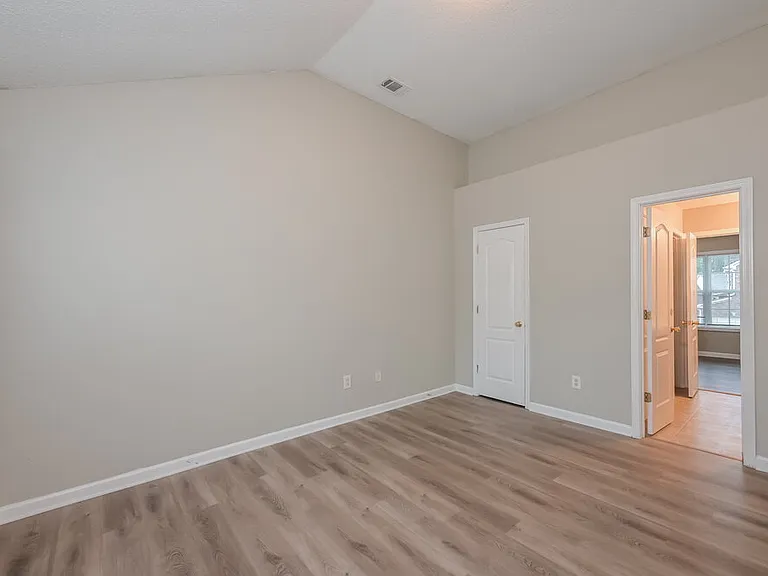 3363 Newtons Crest Cir — Photo 13