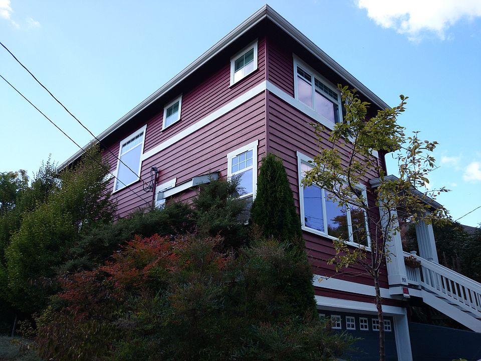 2nd image of 951 26th Ave S