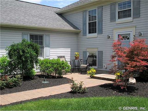2nd image of 3250 Green Tree Dr