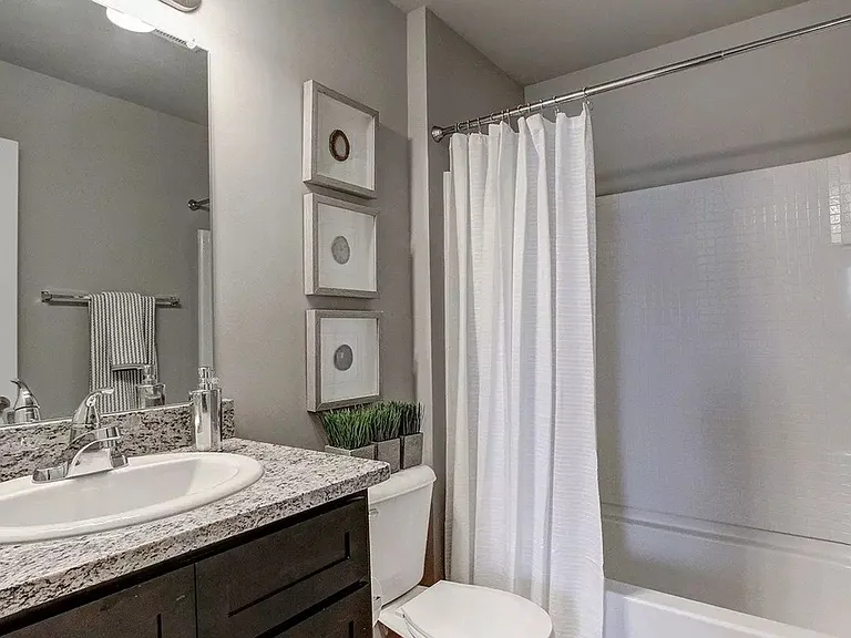 Baldwin Square Townhomes — Photo 12