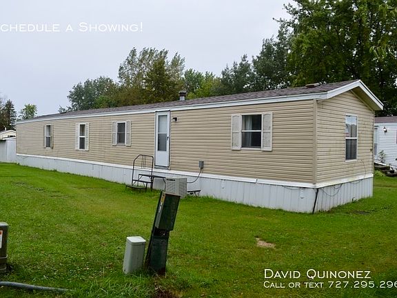 5th image of 2909 E Bremer Ave