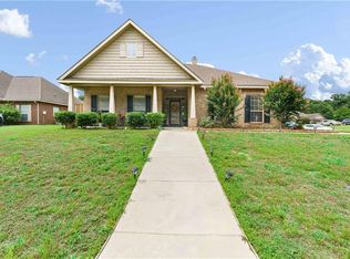 10302 Ronnie Byrd Ln S, Semmes, AL 36575