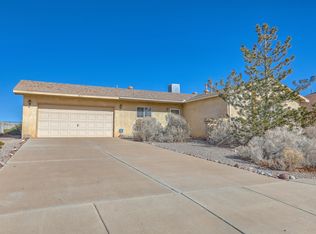 7005 Christopher Ct NE, Rio Rancho, NM 87144