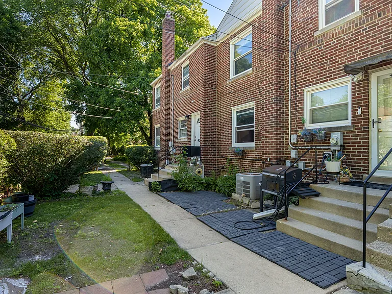407 Dodge Ave — Photo 10