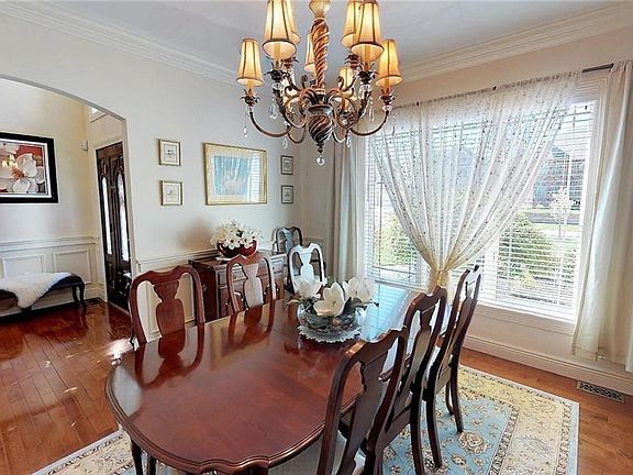 4th image of 4406 Stone Creek Dr