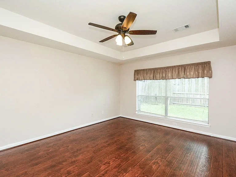 19715 Lindenfield Ct — Photo 18