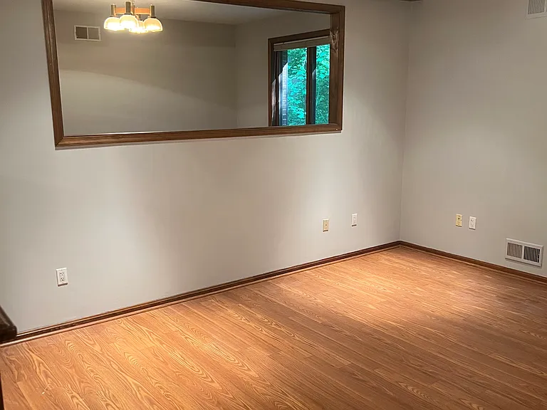 1007 Lee Jackson Dr — Photo 8