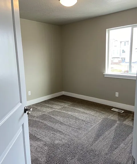 1902 S 1080 W — Photo 22