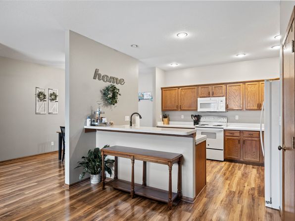 601 E 4th St, Huxley, IA 50124