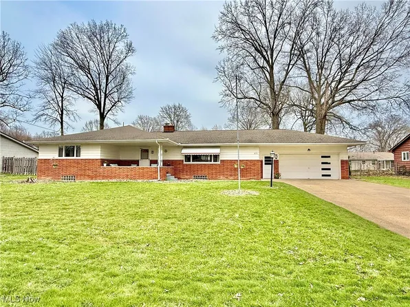 471 Charles Ave, Cortland, OH 44410