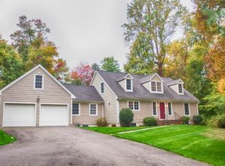 17A Cricklewood Ln, Norwalk, CT 06851
