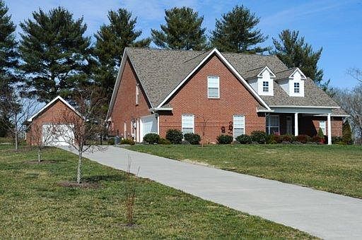 2nd image of 510 Golden Rose Dr