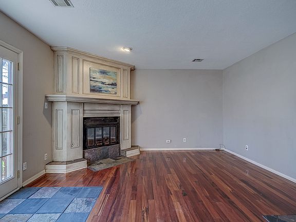 4th image of 6205 S Trenton Ct