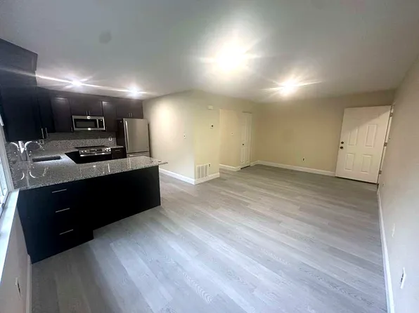 2101-2110 Whitpain Hls #2102-2, Blue Bell, PA 19422