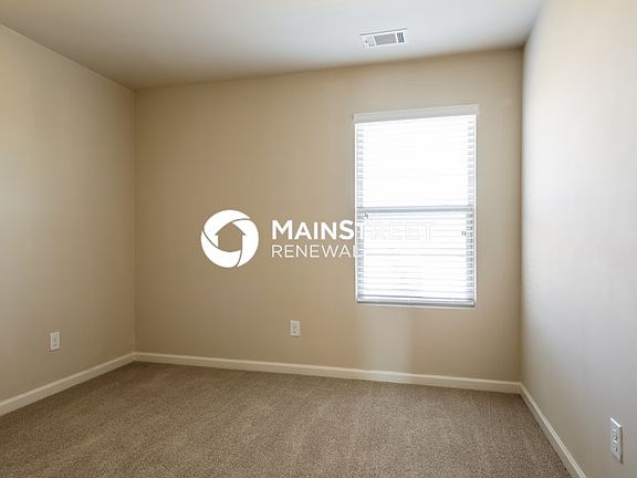 5th image of 732 Independence Ave