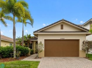 11949 NW 83rd Pl, Pompano Beach, FL 33076