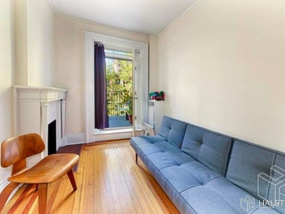 4th image of 12 E 10th St APT 3