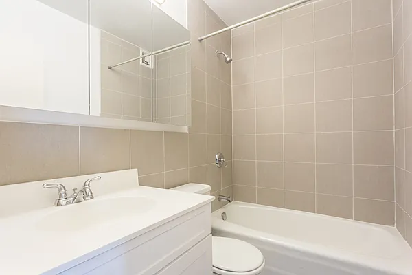 Rented by Compass | media 25