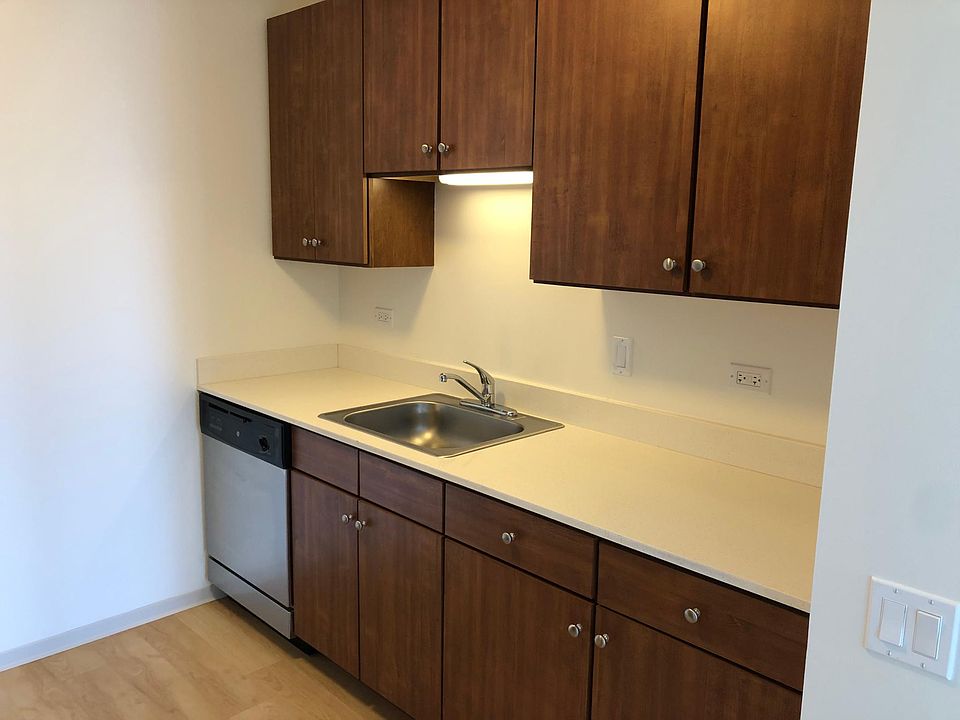 1st image of 344 E Wacker Dr #4002