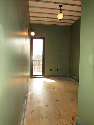 Rented by Premier Metro Realty Corp | media 45