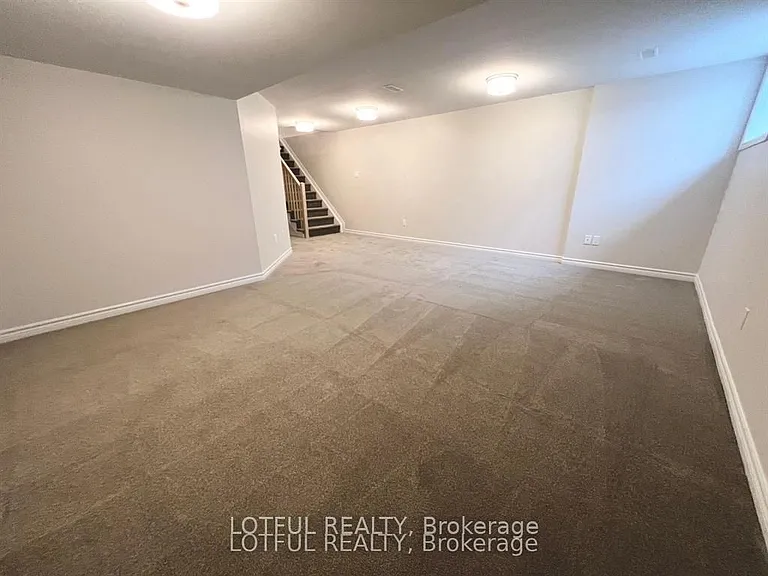 953 Seagrave Ln — Photo 16