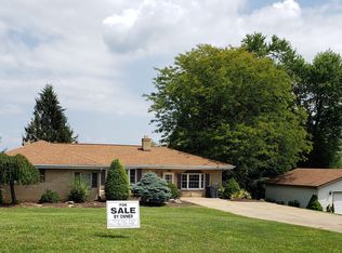 1757 Ridgewood Dr, Washington, PA 15301