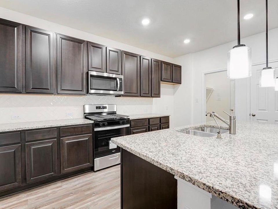 1st image of 7211 Bakersfield Ct