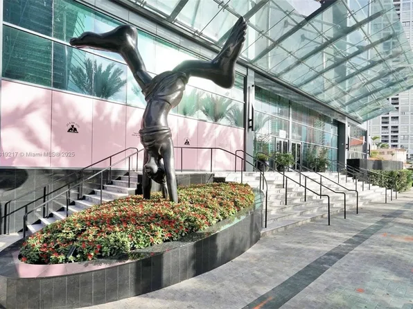 1451 Brickell Ave Unit 2306, Miami, FL 33129