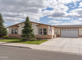 7010 Cottage Way, Yakima, WA 98908