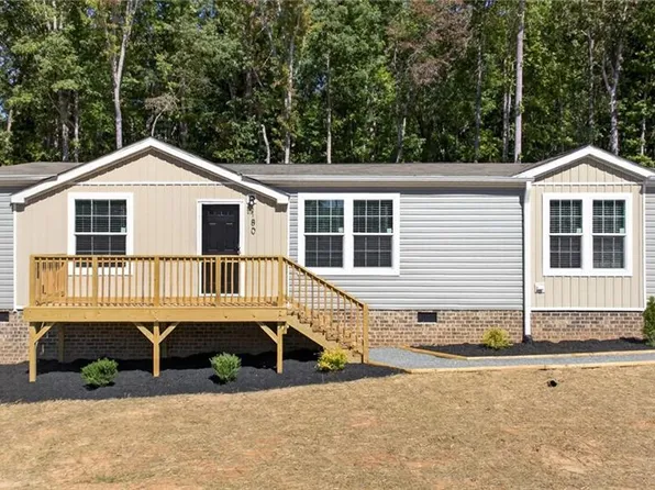 180 Christophers Ct, Lexington, NC 27295