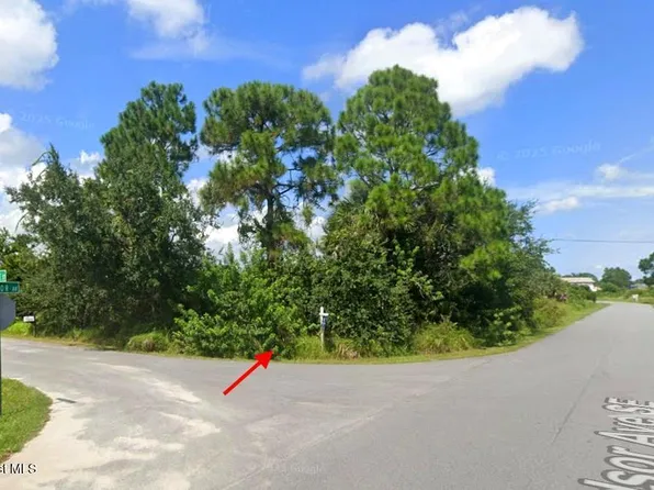 1698 Windsor Ave SE, Palm Bay, FL 32909