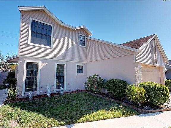2nd image of 7831 Sapphire Ln