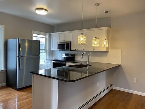 1 Westford Pl #2 Photo 1