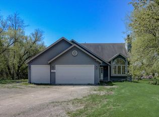 S79W16459 Woods Rd, Muskego, WI 53150
