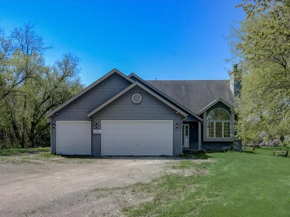 S79W16459 Woods ROAD, Muskego, WI 53150