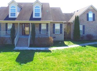 952 Williams Rd, Manchester, TN 37355