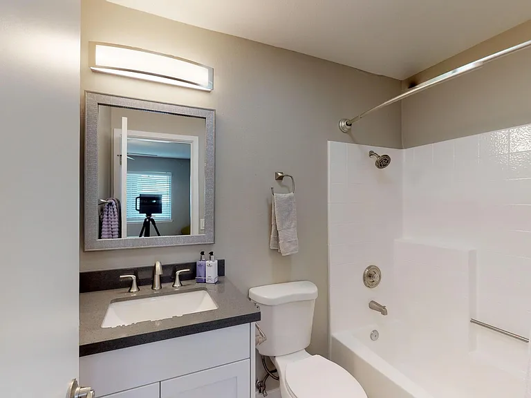 1170 Sumner Ave #12 — Photo 15