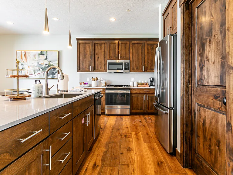 924 W Abigail Dr — Photo 11