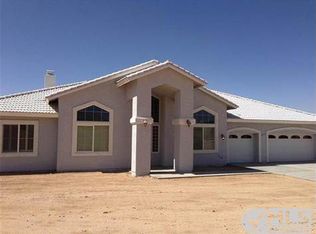 9530 Loma Vista Rd, Apple Valley, CA 92308